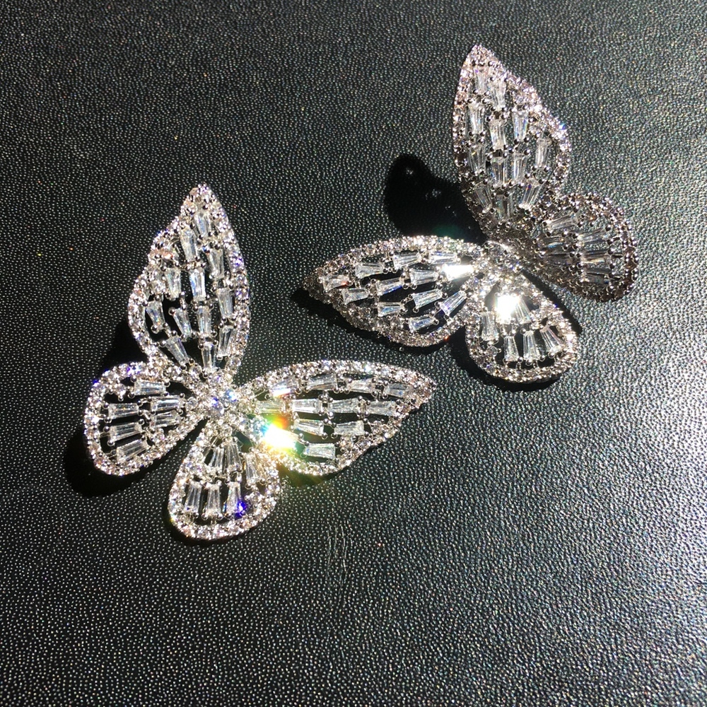 BRILLIANT Madame Butterfly CZ Alloy Post Earrings